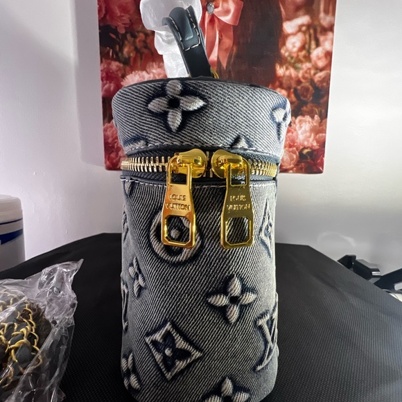 New !!Inspired Gray/Blue Monogram Denim Vanity Case with crossbody strap - Picture 2 of 7